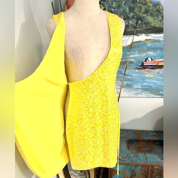 🔥H:ours,Vibrant Yelllow, Sequined Wrap Dress, Excellent Condition, Size O/Small - Picture 6 of 12